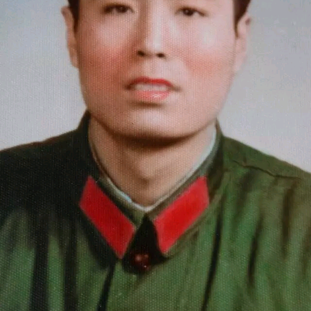 绿色军衣